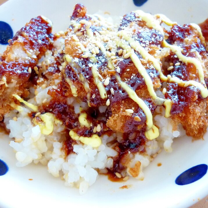 ミニ丼　ひとくちカツの甘味噌マヨ丼～＊